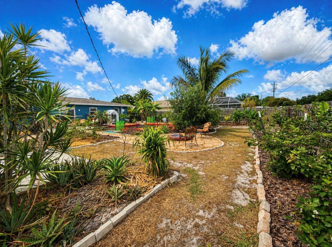 1320 LAUREL AVE, VENICE, FL, 34285