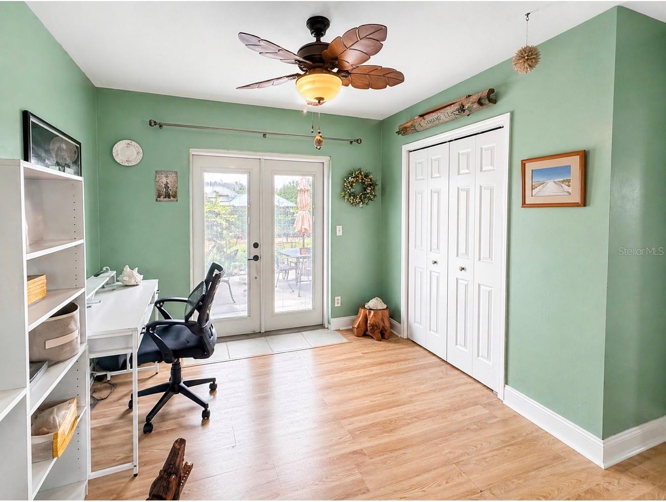 1320 LAUREL AVE, VENICE, FL, 34285