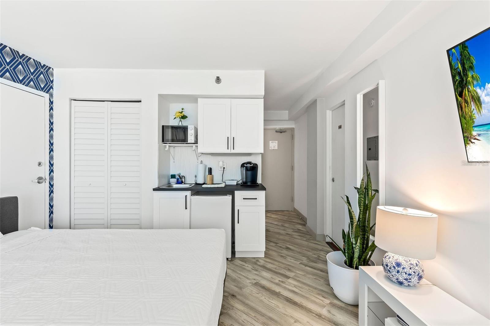 1909 S ATLANTIC AVE #411 & 412, DAYTONA BEACH, FL, 32118