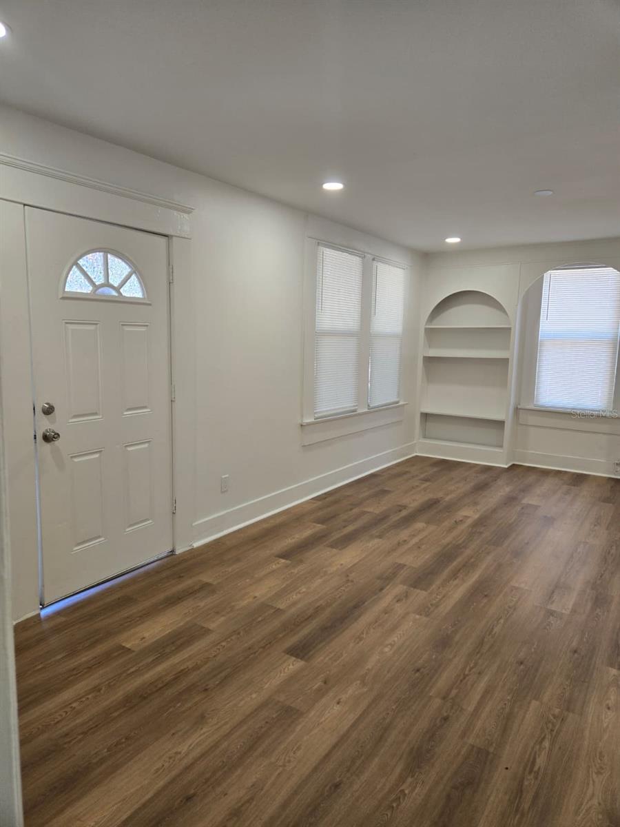 709 E JAMES ST, TAMPA, FL, 33603