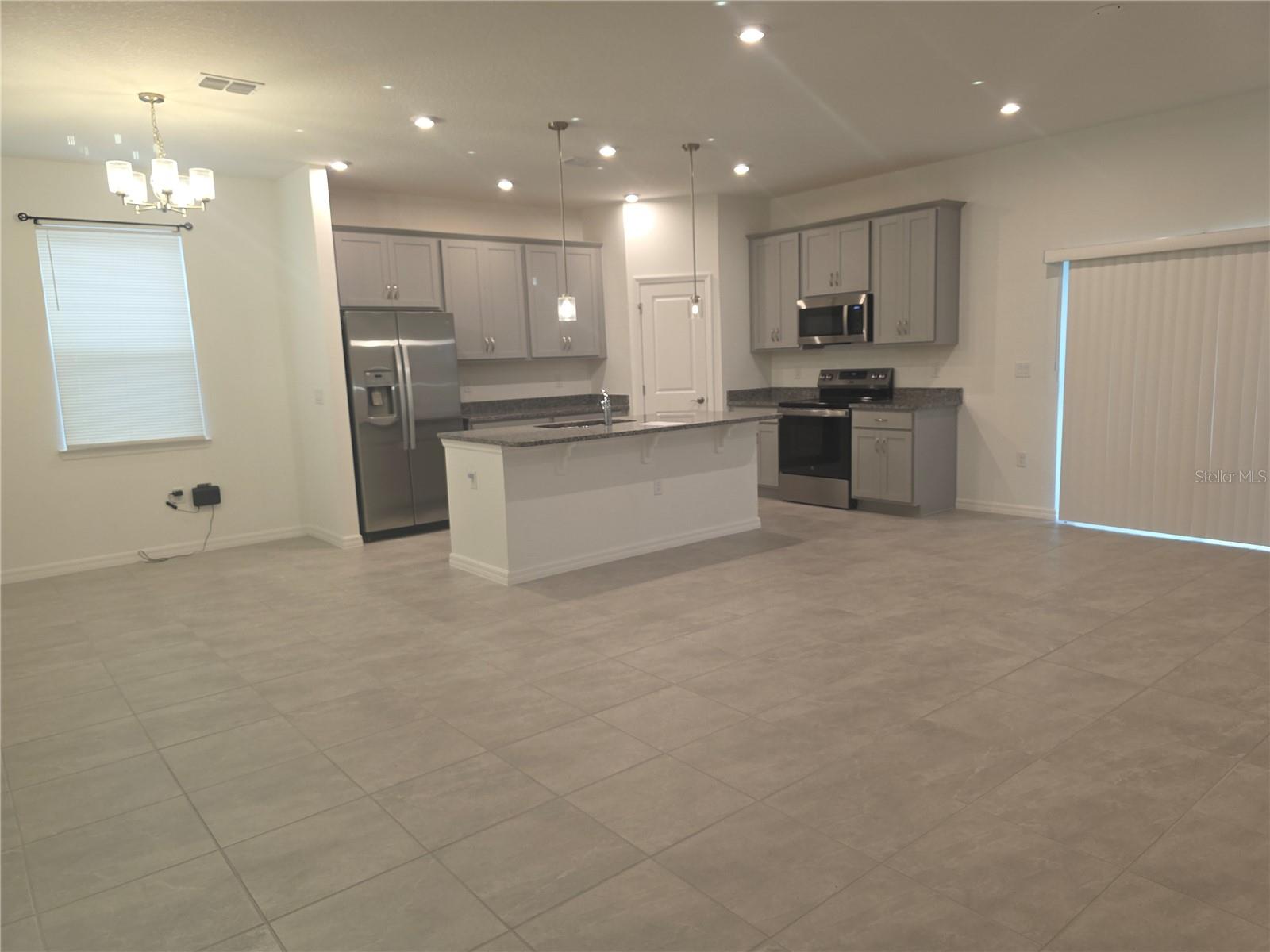 1838 BLUE LAGOON CIR, MASCOTTE, FL, 34753