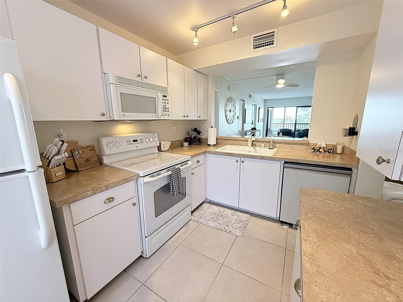 6322 PALMA DEL MAR BLVD S #213, ST PETERSBURG, FL, 33715