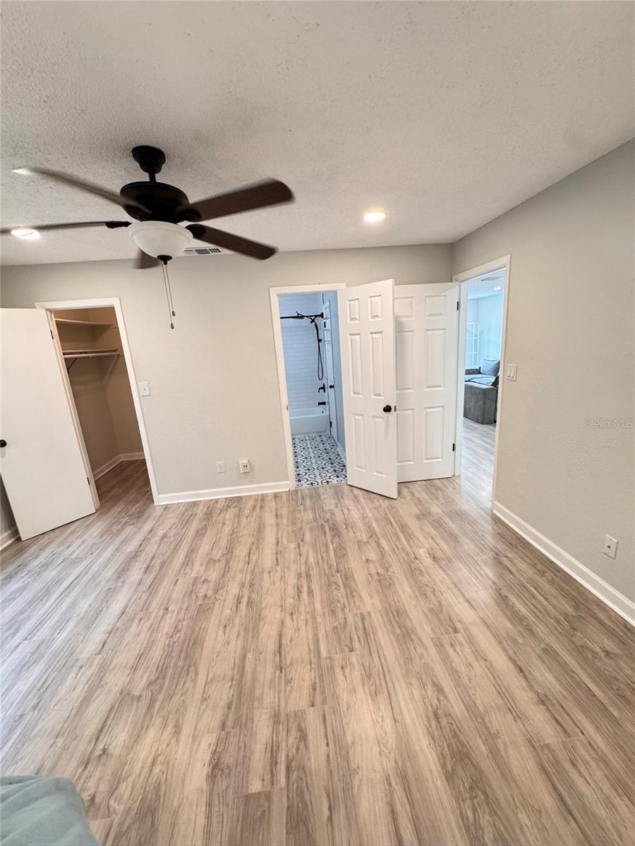 8043 PUFFIN DR, ORLANDO, FL, 32825
