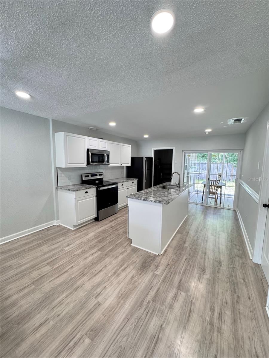8043 PUFFIN DR, ORLANDO, FL, 32825
