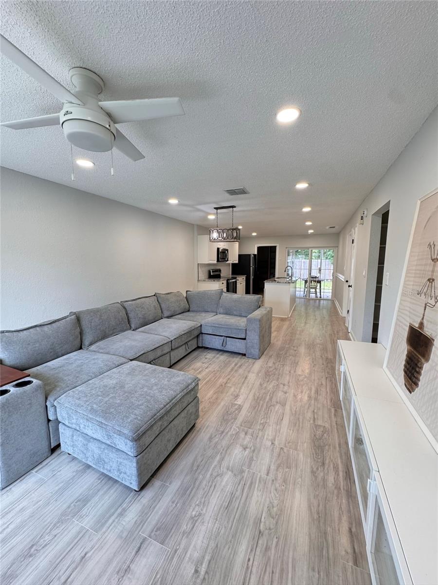 8043 PUFFIN DR, ORLANDO, FL, 32825