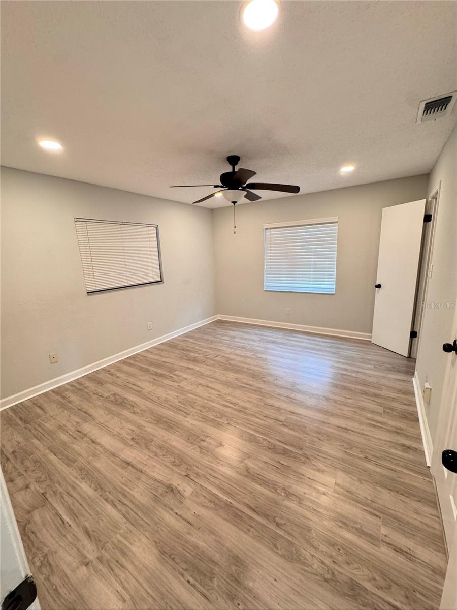 8043 PUFFIN DR, ORLANDO, FL, 32825
