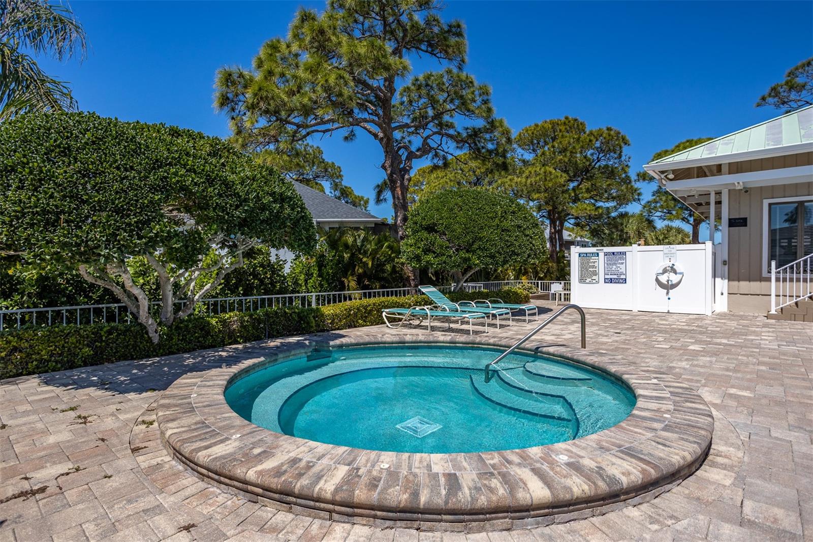 2008 N POINTE ALEXIS DR, TARPON SPRINGS, FL, 34689