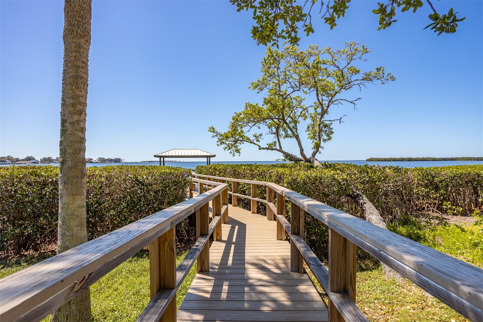 2008 N POINTE ALEXIS DR, TARPON SPRINGS, FL, 34689