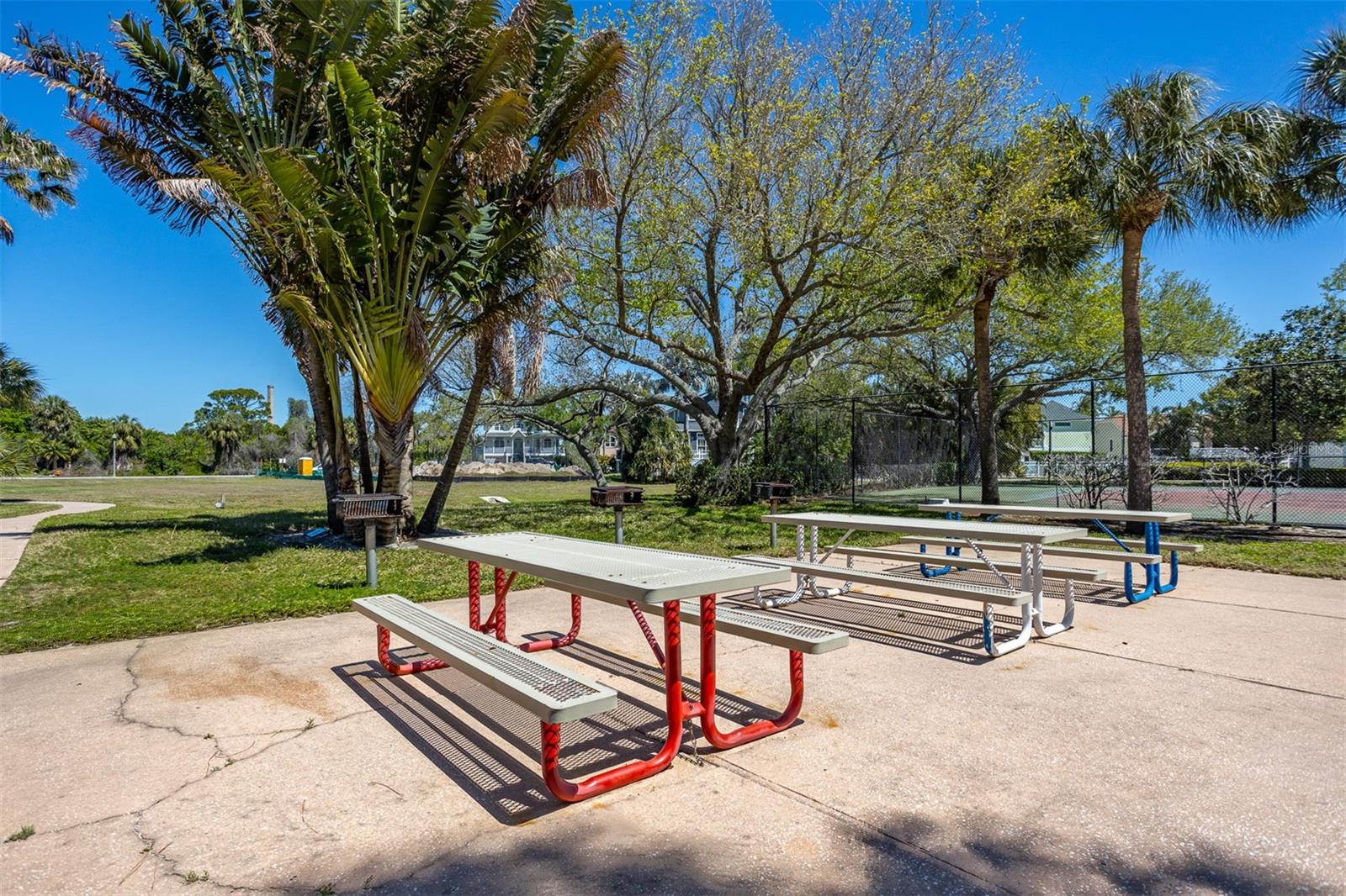 2008 N POINTE ALEXIS DR, TARPON SPRINGS, FL, 34689