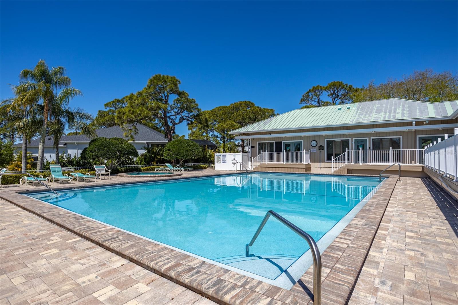 2008 N POINTE ALEXIS DR, TARPON SPRINGS, FL, 34689