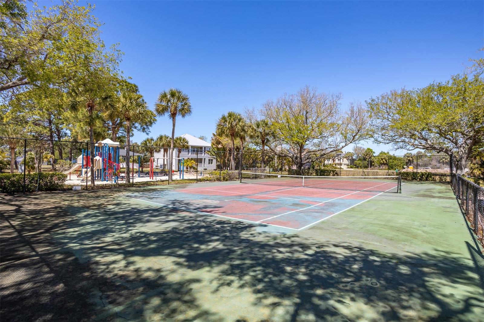 2008 N POINTE ALEXIS DR, TARPON SPRINGS, FL, 34689