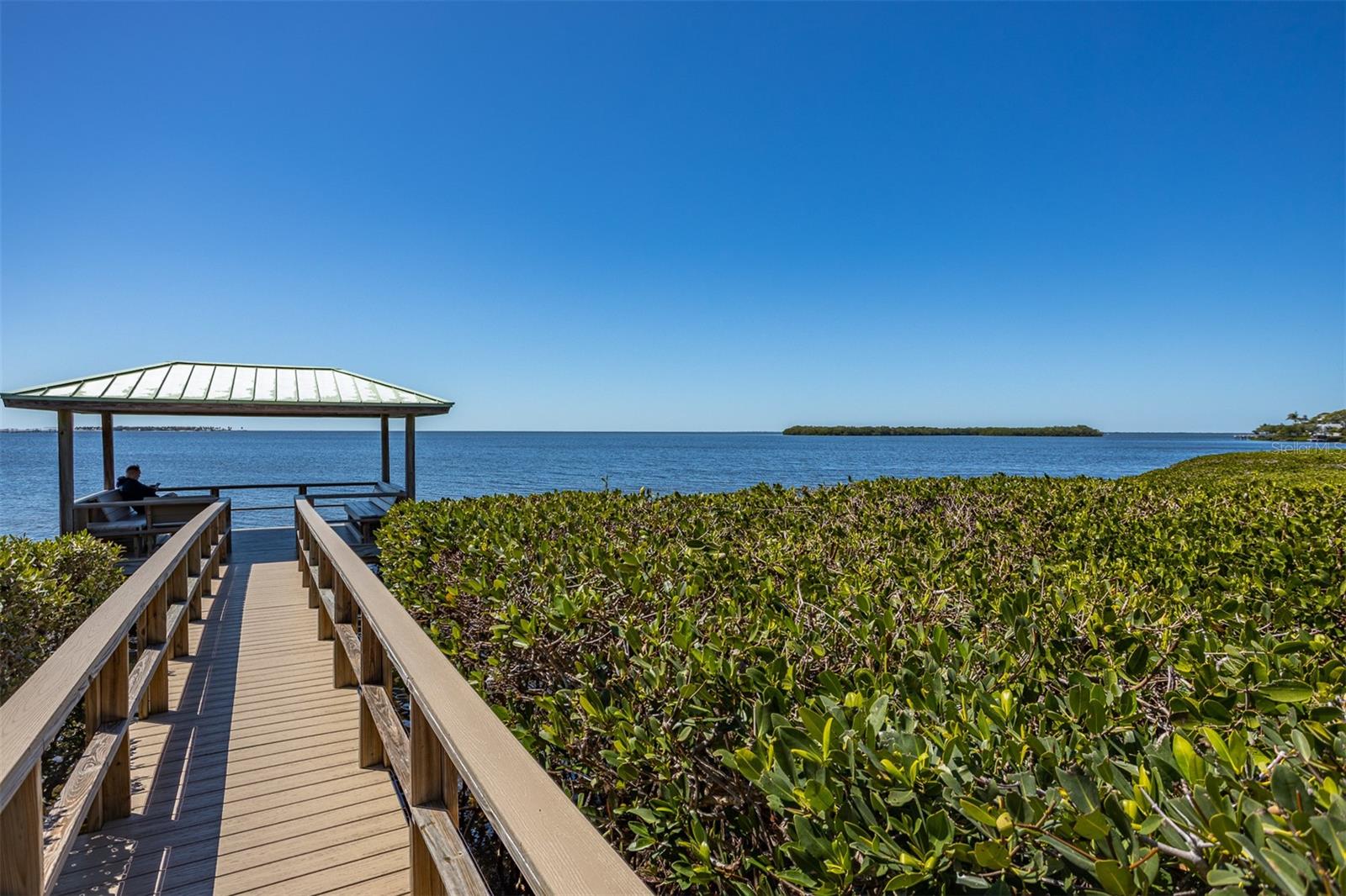 2008 N POINTE ALEXIS DR, TARPON SPRINGS, FL, 34689