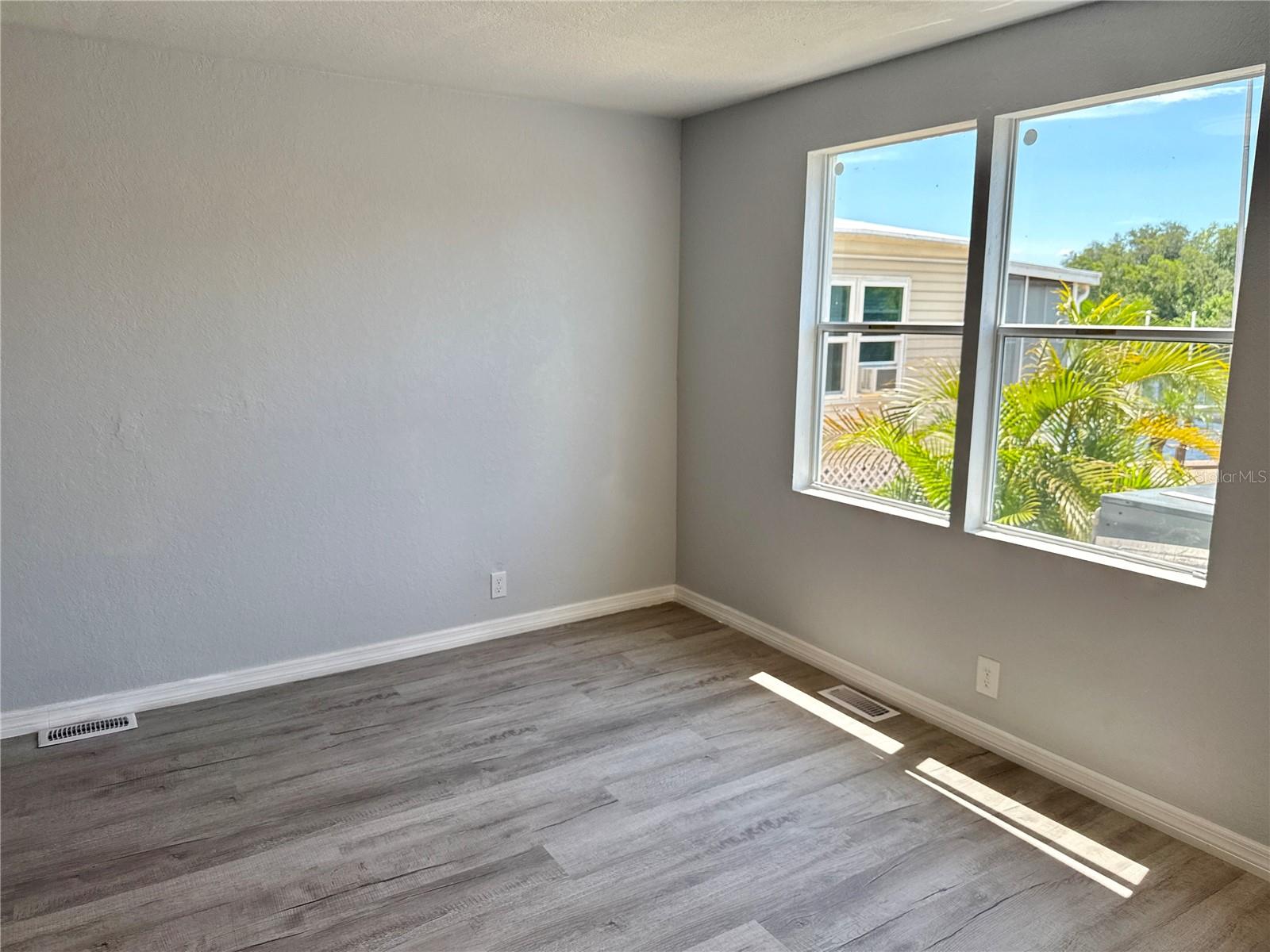 460 MOUNT OAK AVE NE #745, ST PETERSBURG, FL, 33702