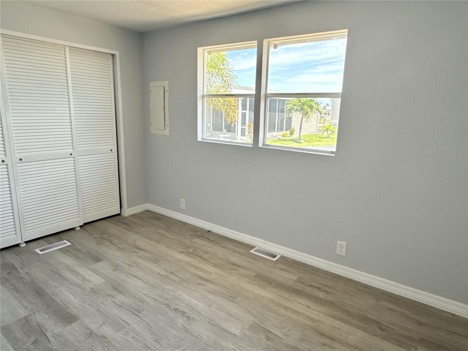 460 MOUNT OAK AVE NE #745, ST PETERSBURG, FL, 33702