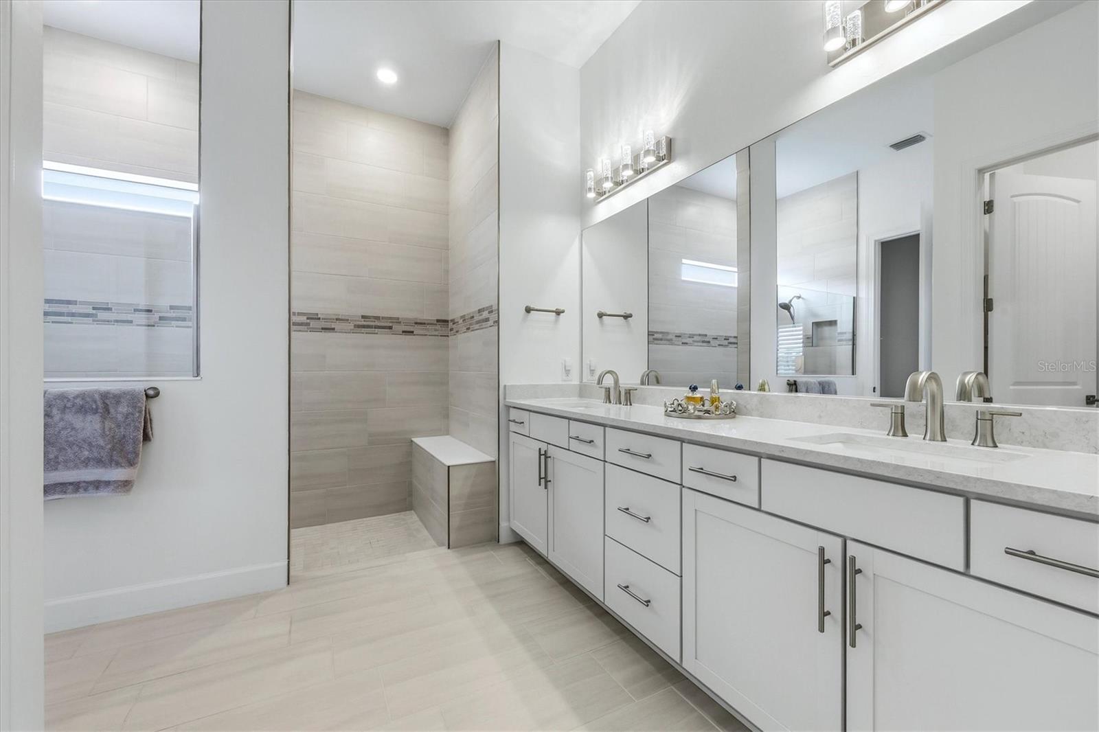 7428 SUMMERLAND CV, LAKEWOOD RANCH, FL, 34202