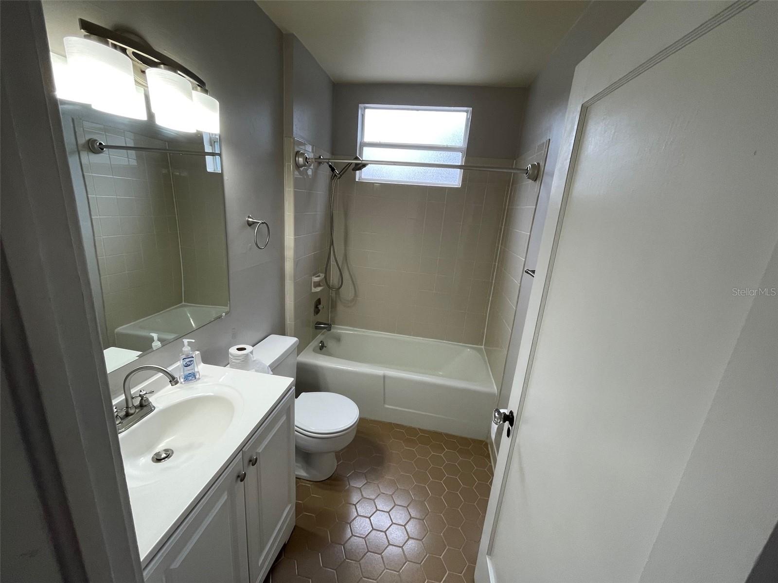 715 ORANGE PARK AVE #B, LAKELAND, FL, 33801