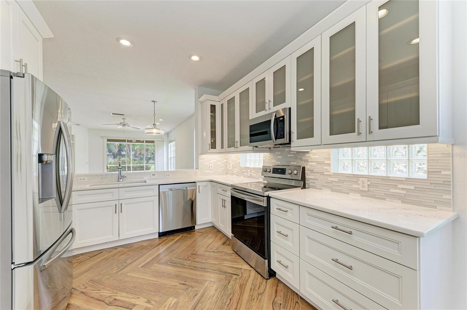 5047 LAKESCENE PL, SARASOTA, FL, 34243