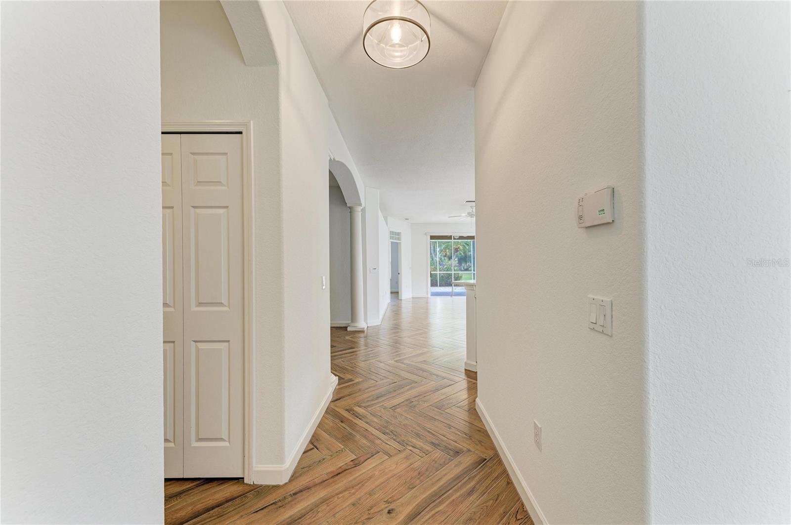 5047 LAKESCENE PL, SARASOTA, FL, 34243