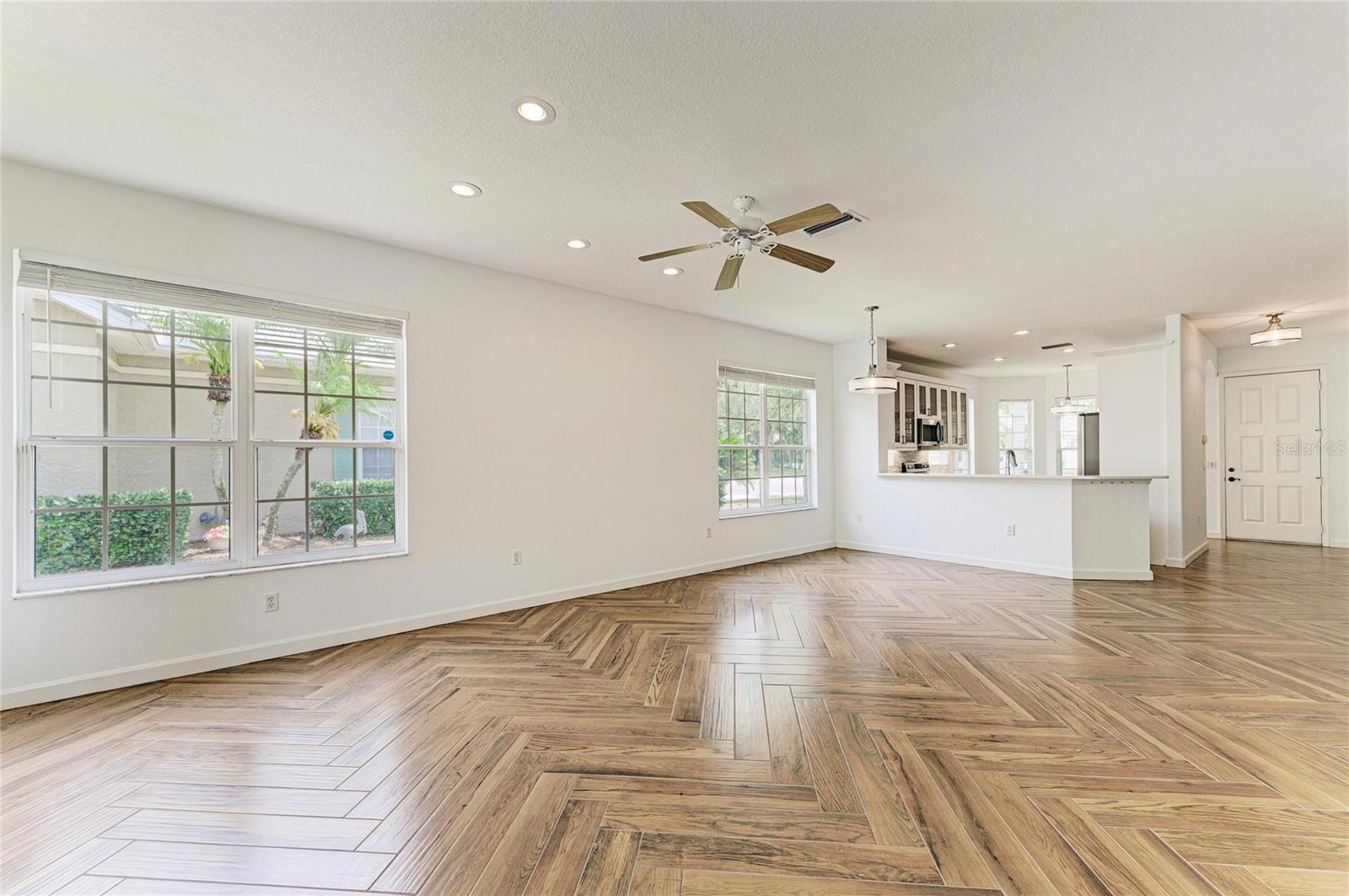 5047 LAKESCENE PL, SARASOTA, FL, 34243