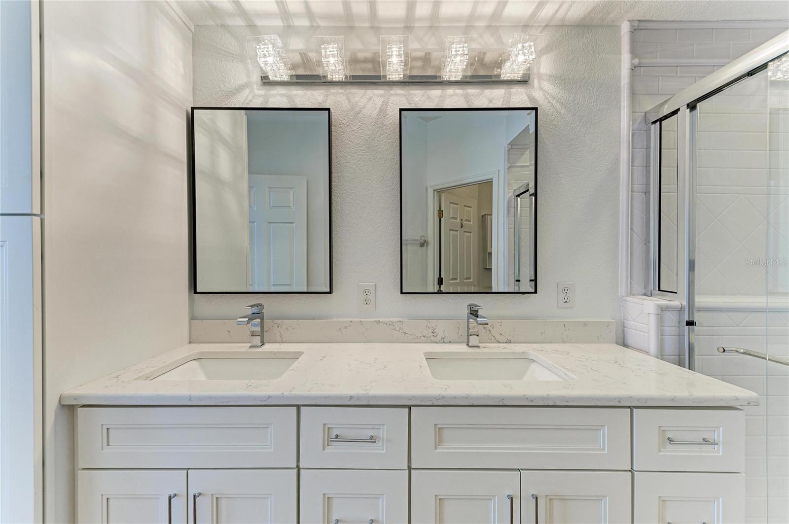 5047 LAKESCENE PL, SARASOTA, FL, 34243