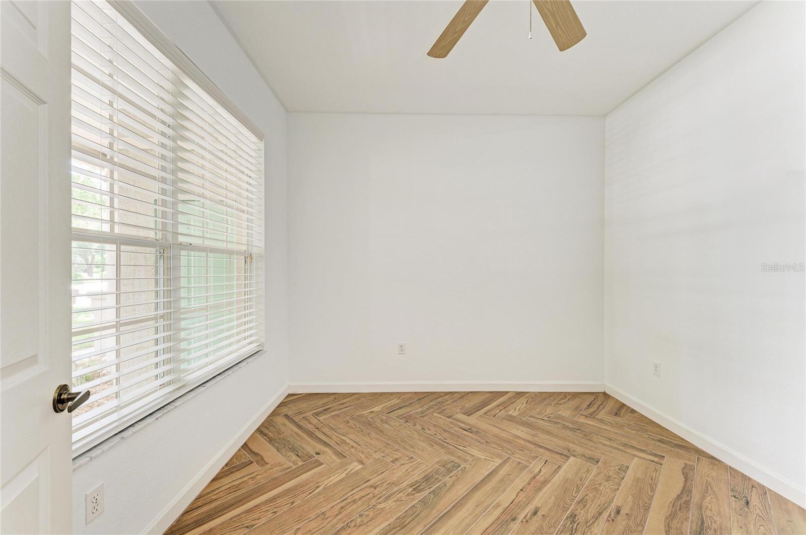 5047 LAKESCENE PL, SARASOTA, FL, 34243