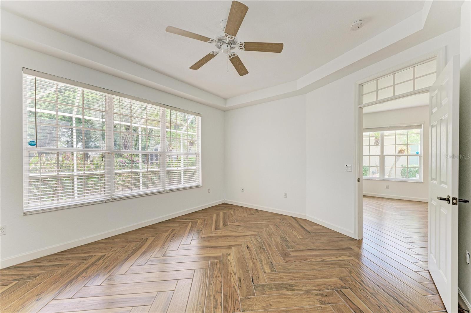 5047 LAKESCENE PL, SARASOTA, FL, 34243