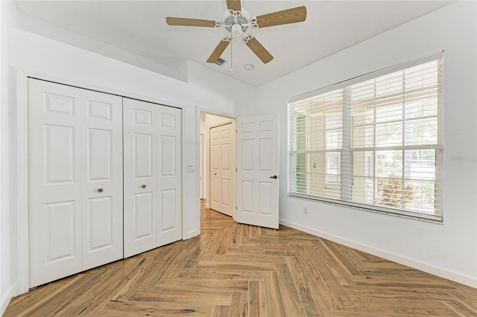 5047 LAKESCENE PL, SARASOTA, FL, 34243