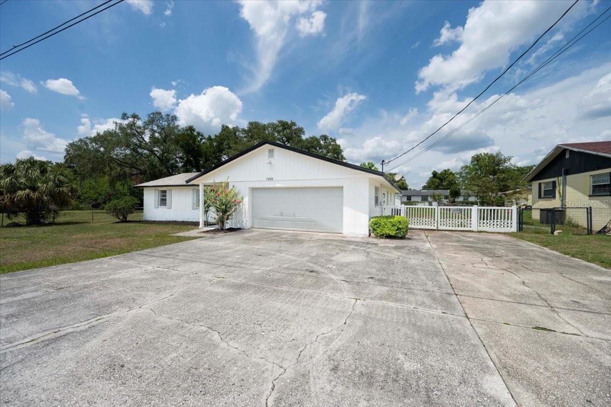 1909 LAVON ST, LAKELAND, FL, 33805