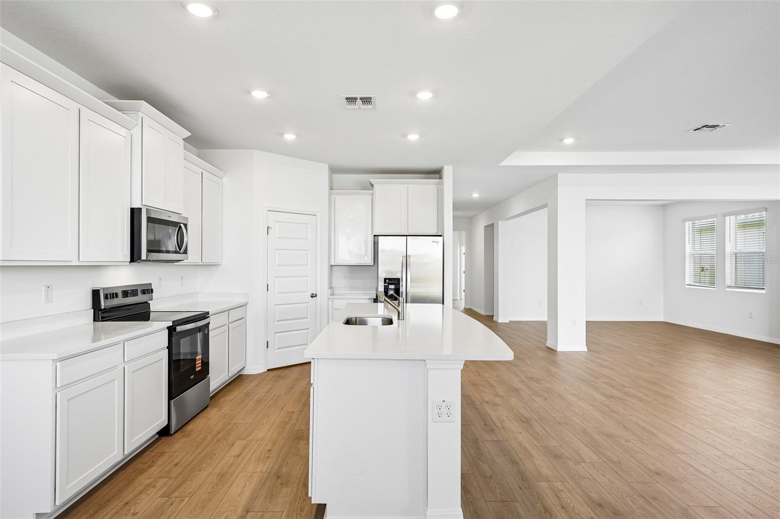4668 BARBERRY AVE, LAKELAND, FL, 33811