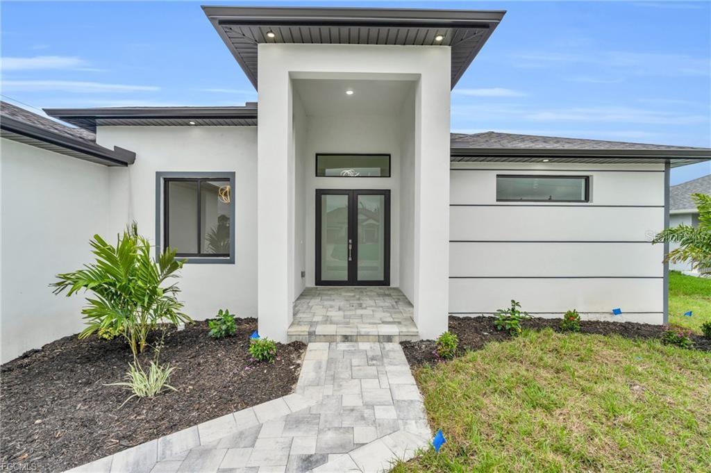 15401 AQUA CIR, PORT CHARLOTTE, FL, 33981