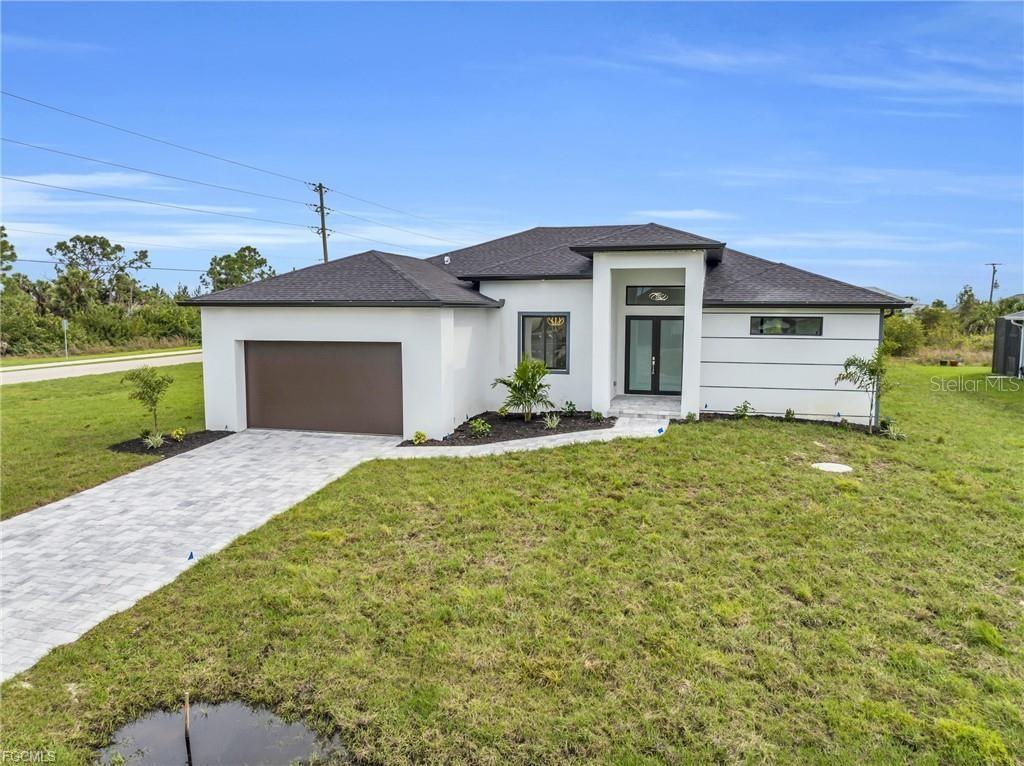 15401 AQUA CIR, PORT CHARLOTTE, FL, 33981