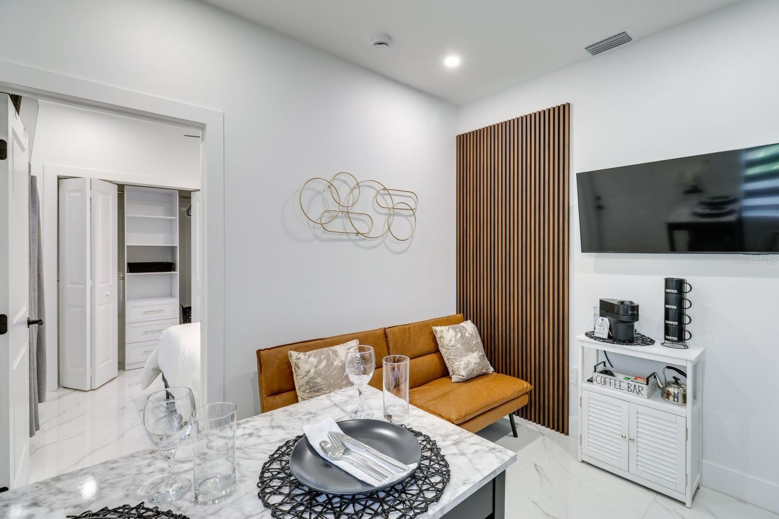 VERO BEACH, FL, 32960