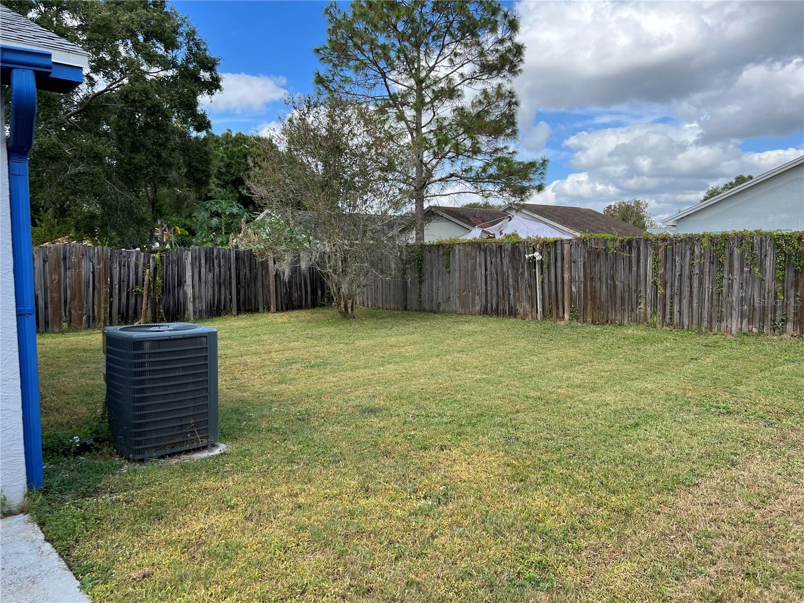 8108 TOM SAWYER DR, TAMPA, FL, 33637