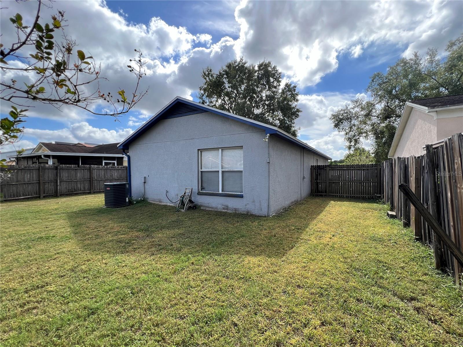 8108 TOM SAWYER DR, TAMPA, FL, 33637