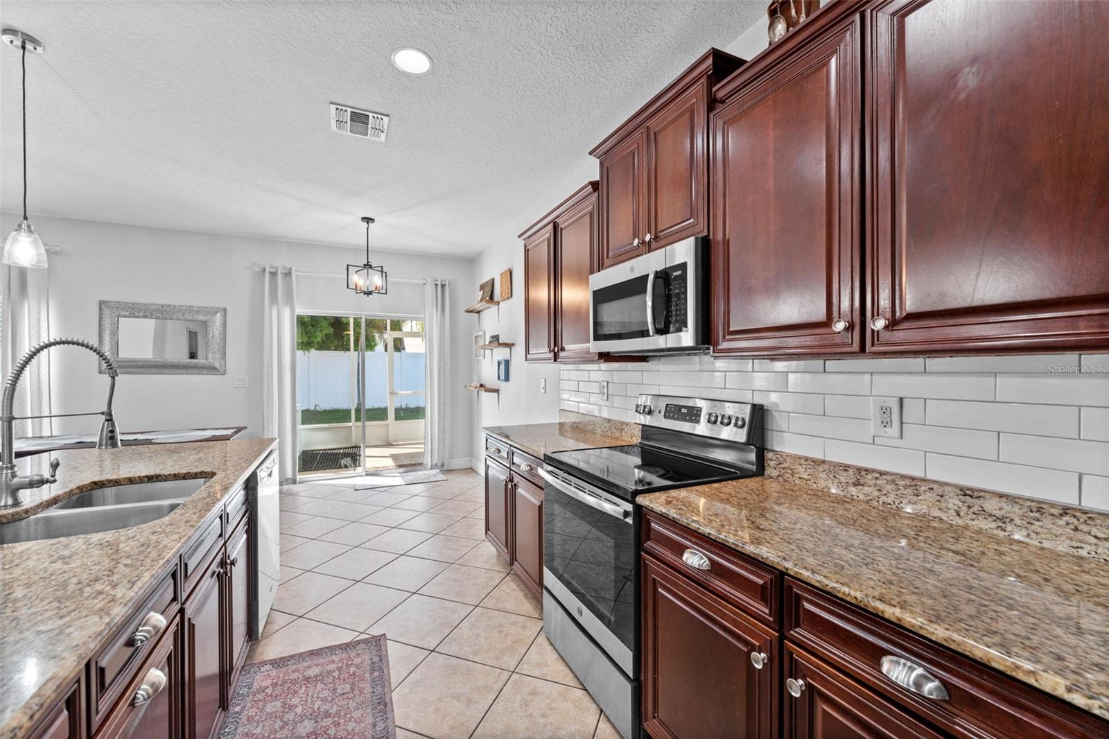 2916 WINGLEWOOD CIR, LUTZ, FL, 33558