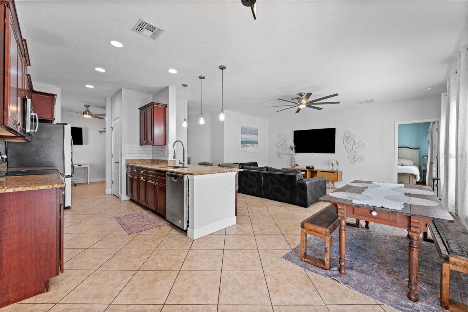 2916 WINGLEWOOD CIR, LUTZ, FL, 33558