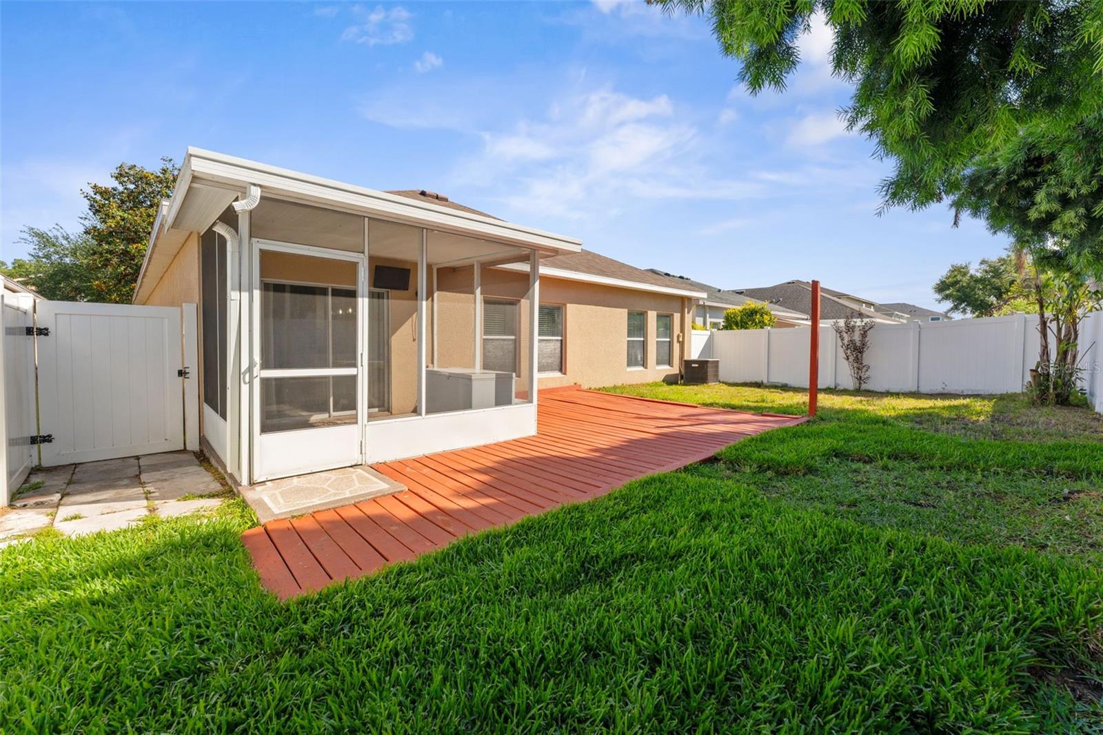 2916 WINGLEWOOD CIR, LUTZ, FL, 33558