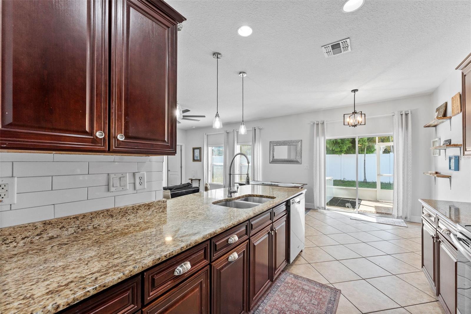2916 WINGLEWOOD CIR, LUTZ, FL, 33558