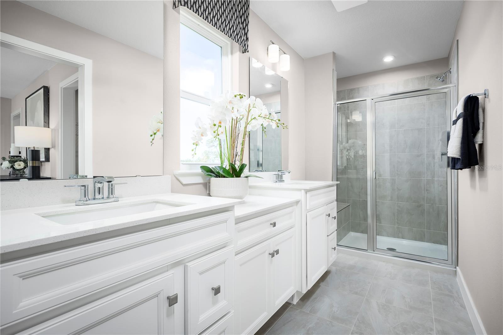 1235 PINEYWOOD FIELD DR, DAVENPORT, FL, 33837
