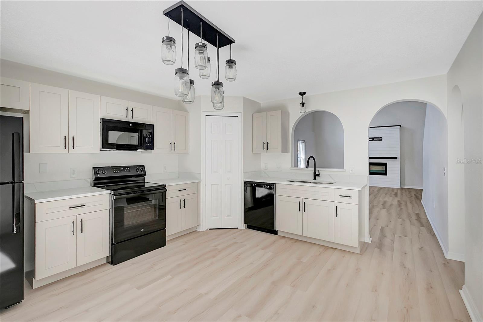 COUNTRY CHASE, LAKELAND, FL, 33810