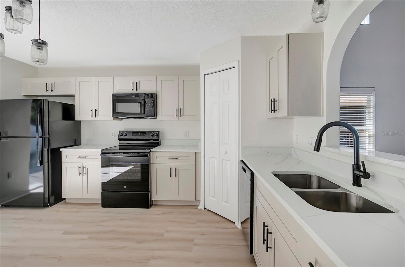 COUNTRY CHASE, LAKELAND, FL, 33810