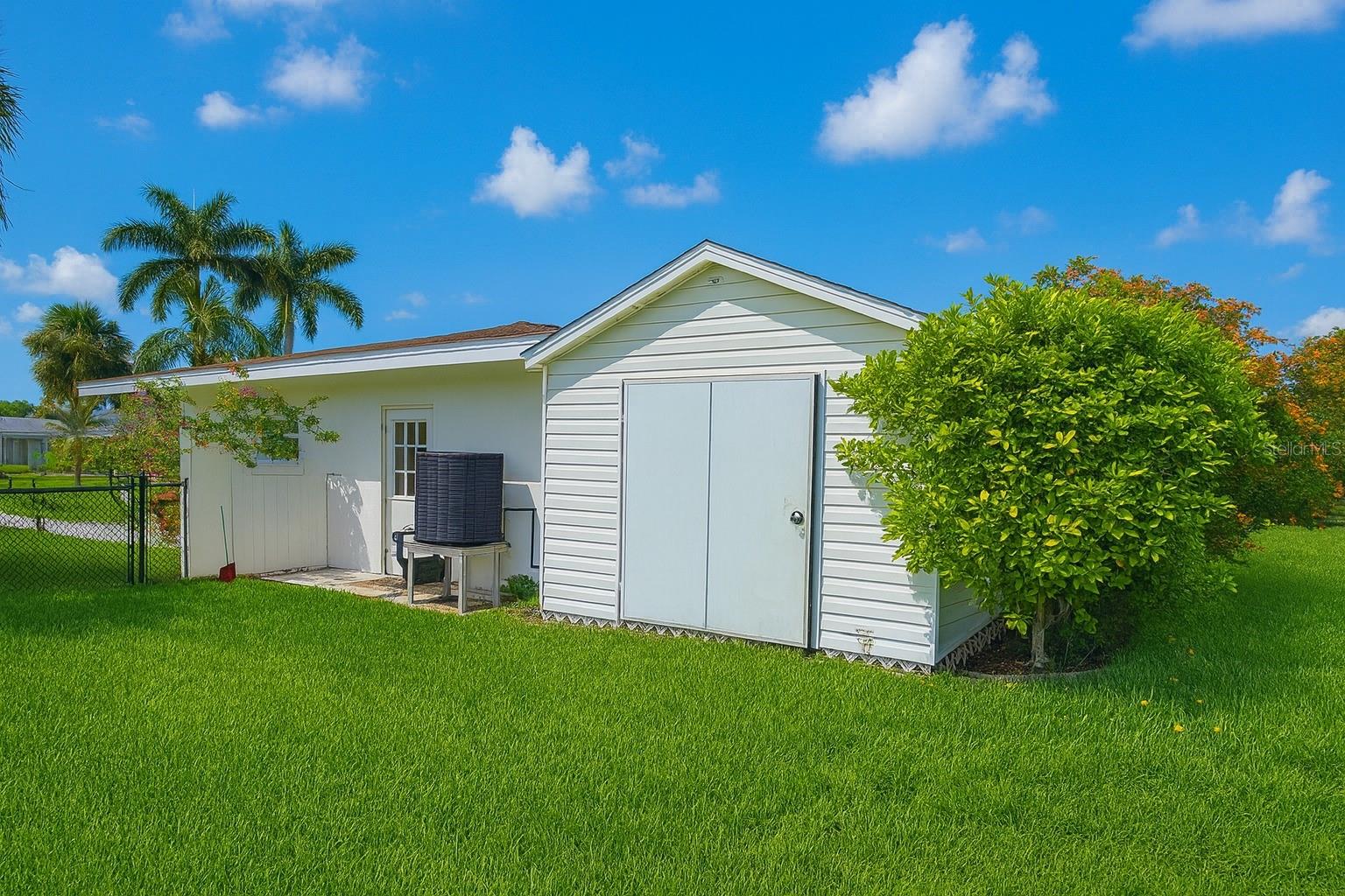 13880 LAZY LN, FORT MYERS, FL, 33905