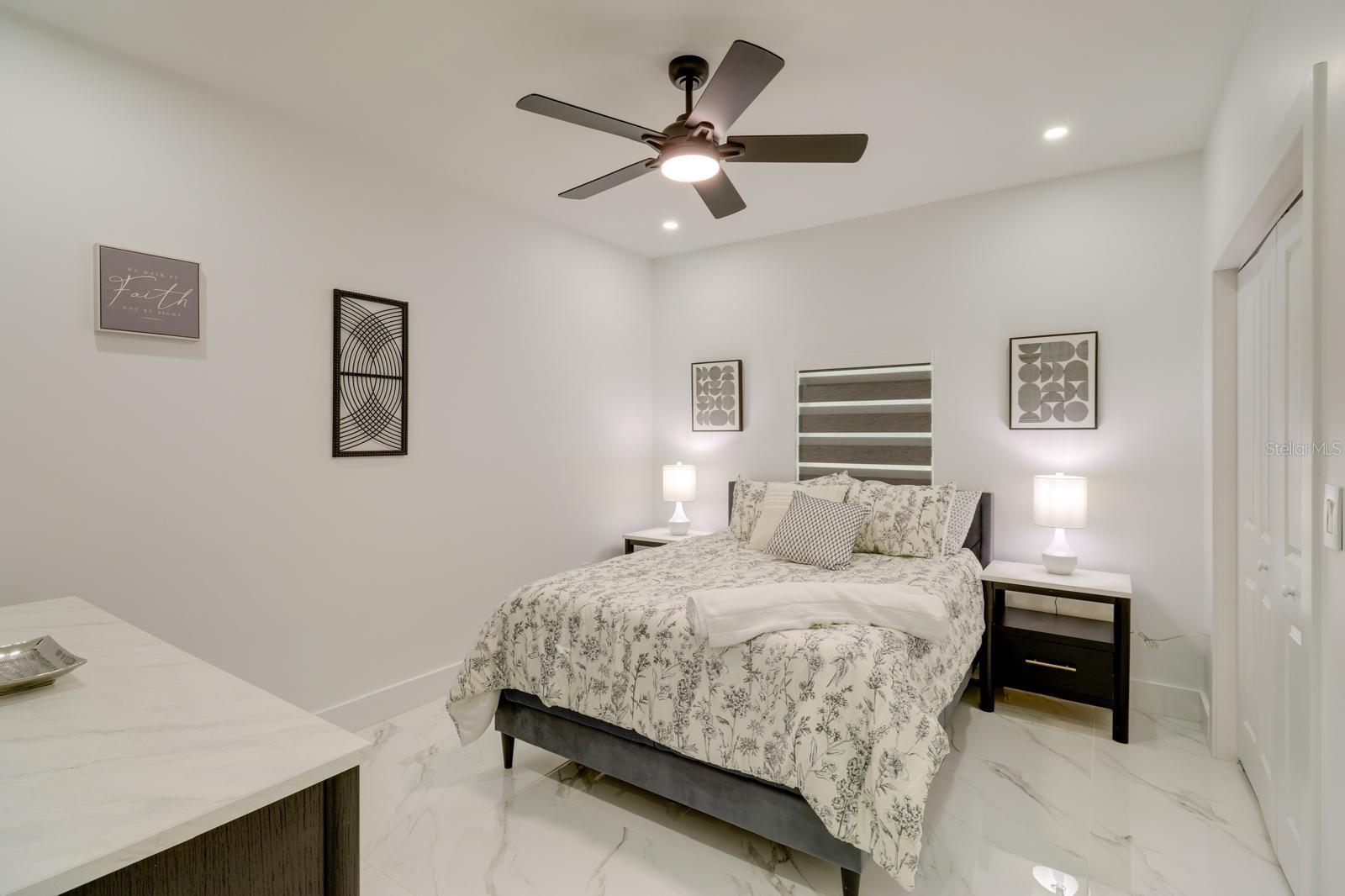 VERO BEACH, FL, 32960