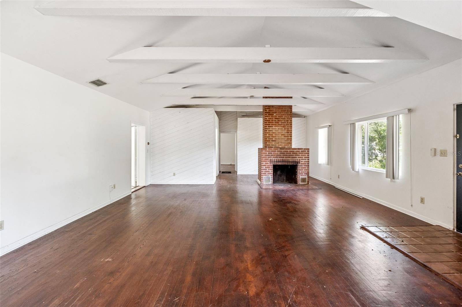 2015 BUCKMINSTER CIR, ORLANDO, FL, 32803