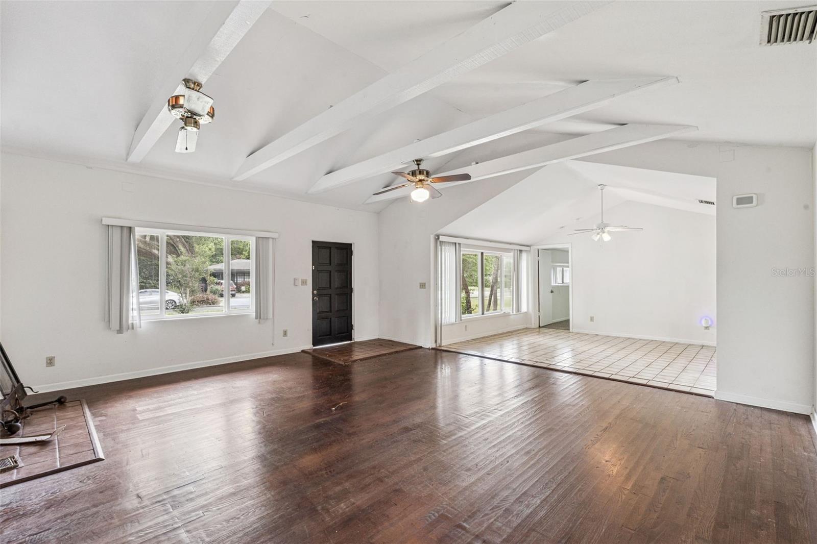 2015 BUCKMINSTER CIR, ORLANDO, FL, 32803
