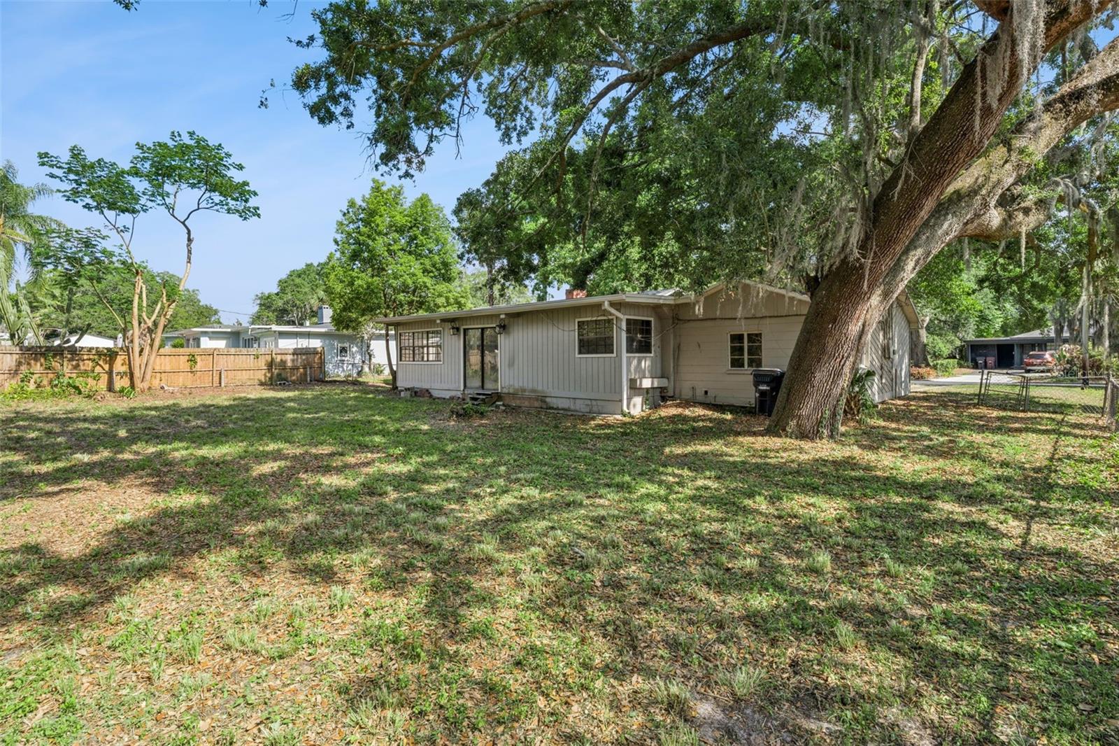 2015 BUCKMINSTER CIR, ORLANDO, FL, 32803
