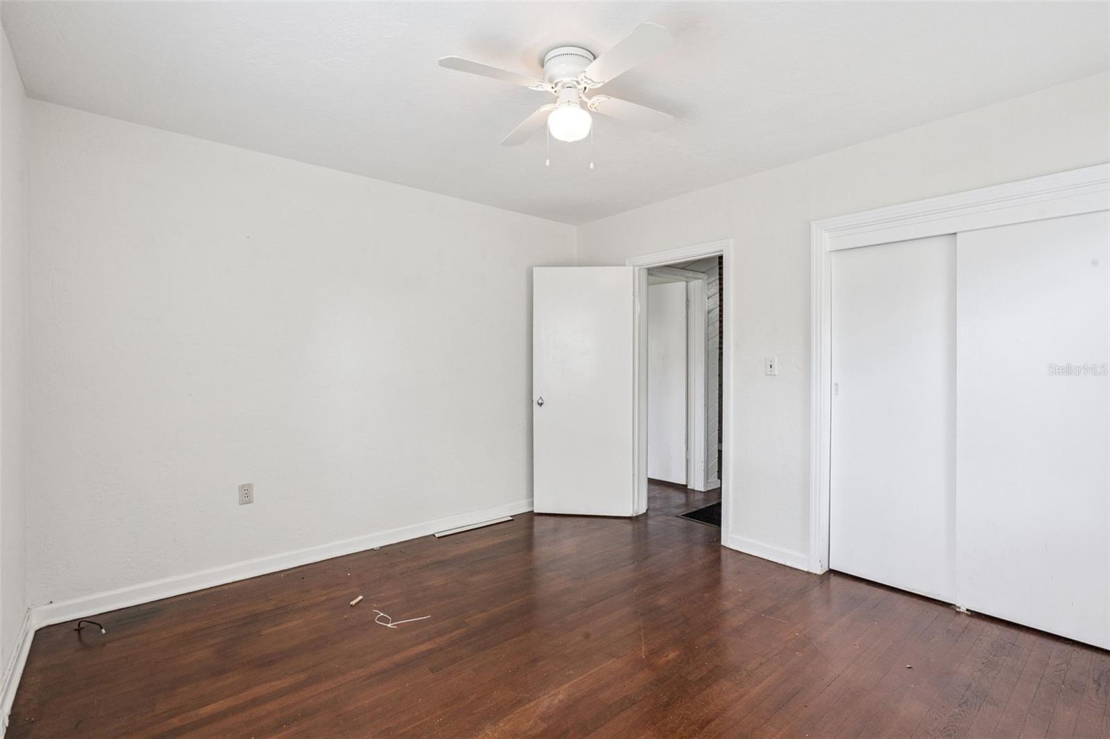 2015 BUCKMINSTER CIR, ORLANDO, FL, 32803