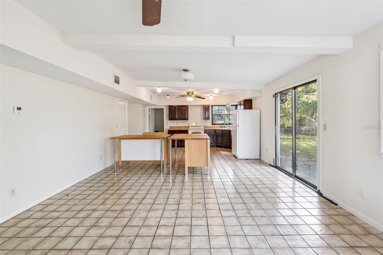 2015 BUCKMINSTER CIR, ORLANDO, FL, 32803