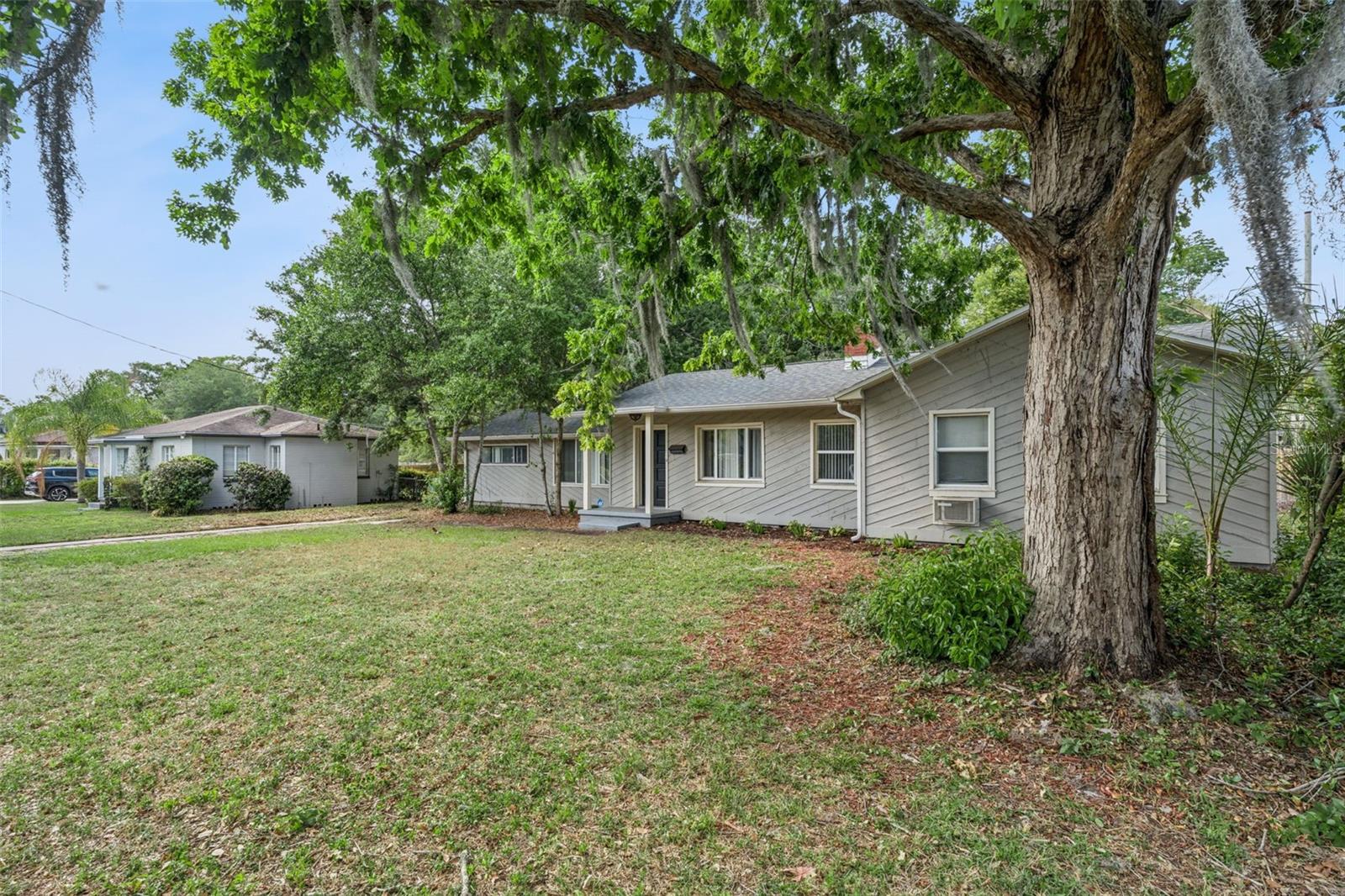 2015 BUCKMINSTER CIR, ORLANDO, FL, 32803