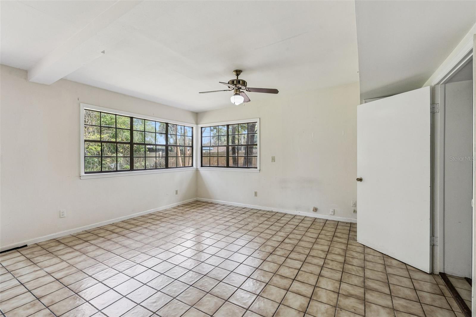 2015 BUCKMINSTER CIR, ORLANDO, FL, 32803